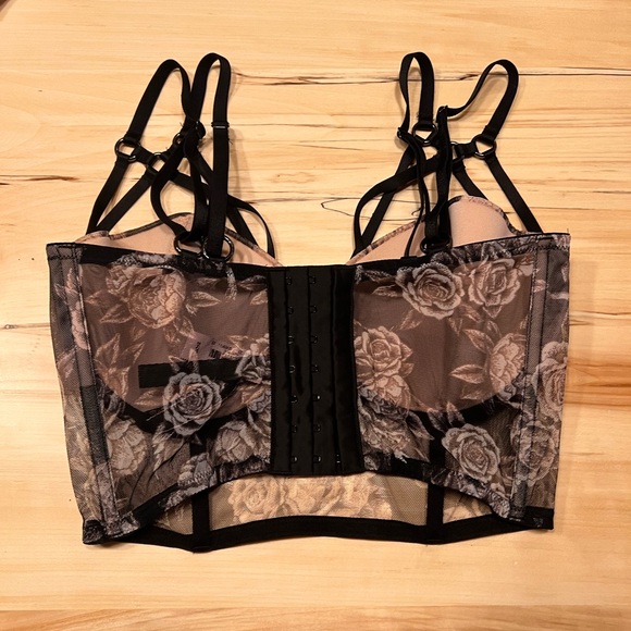 NWT Victoria’s Secret Long Line Floral Mesh Demi Bra 34DD - Picture 2 of 5